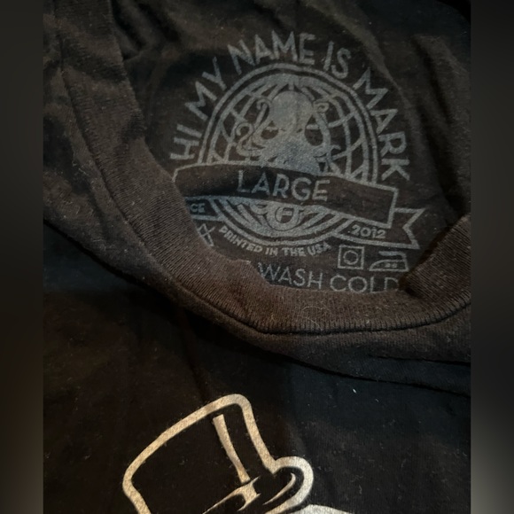 Hi My Name is Mark brand Men’s limited edition octopus shirt Blink-182 - Picture 3 of 4